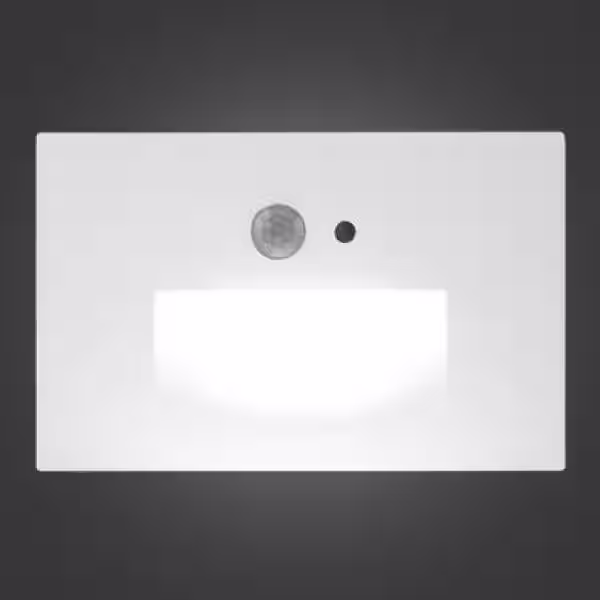 BAZZ Plug-in White Motion Sensing LED Stair Light