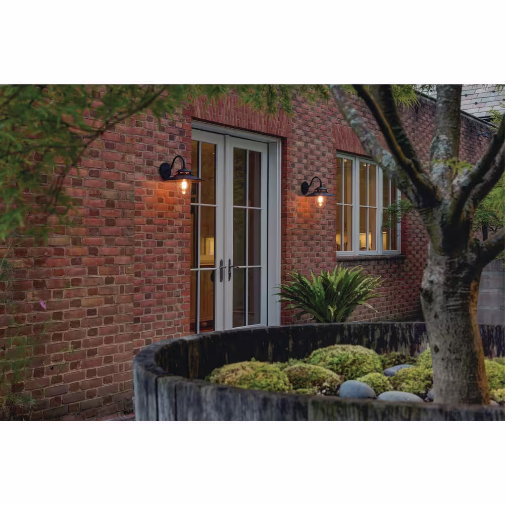 HINKLEY Atwell Hardwired Oil Rubbed Bronze Path Light
