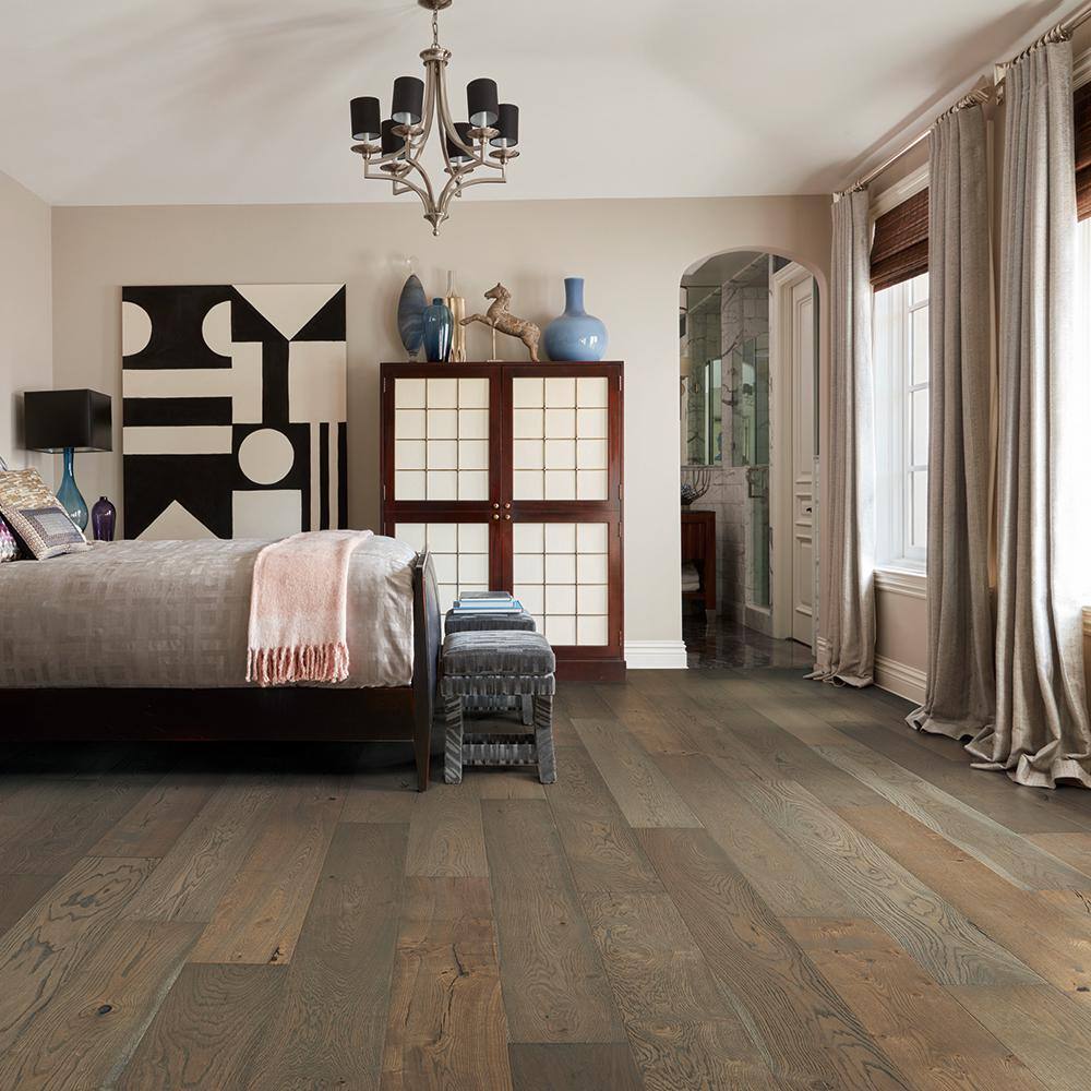 Malibu Wide Plank Daytona French Oak 1/2 in. T x 7.5 in. W Water Resistant Wire Brushed Engineered Hardwood Flooring (1289.2 sqft/pallet)